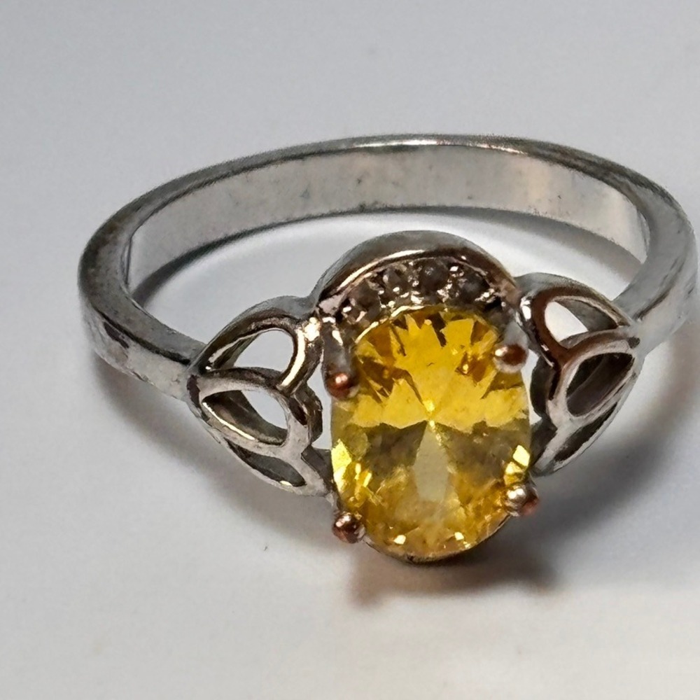 Oval Yellow Stone Ring Silver Tone Heart Accent Statement Boho Chic Size 6